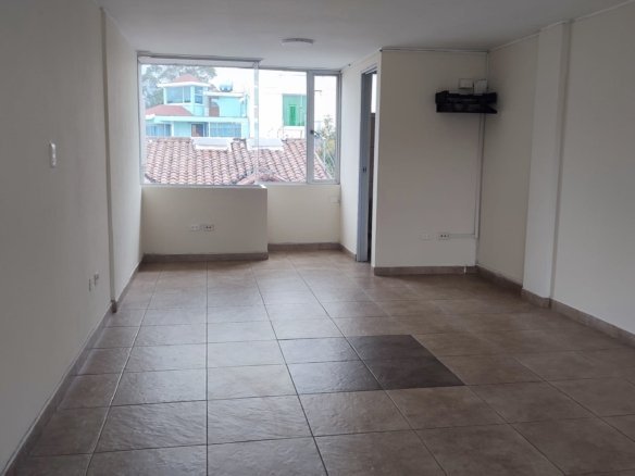 Oficina de 65 m² en Sangolquí