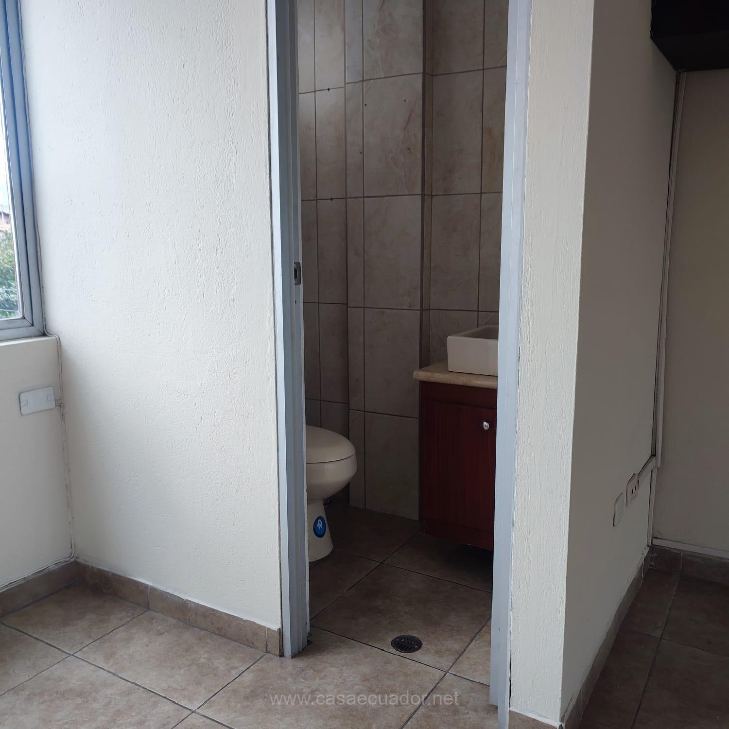 Oficina en arriendo en Sangolquí de 65 m²