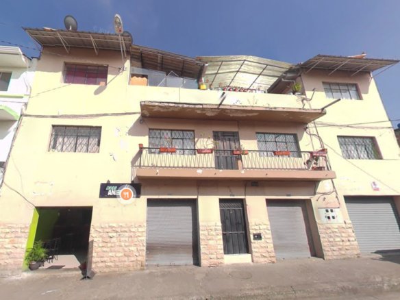 Casa comercial en Bellavista Cuenca
