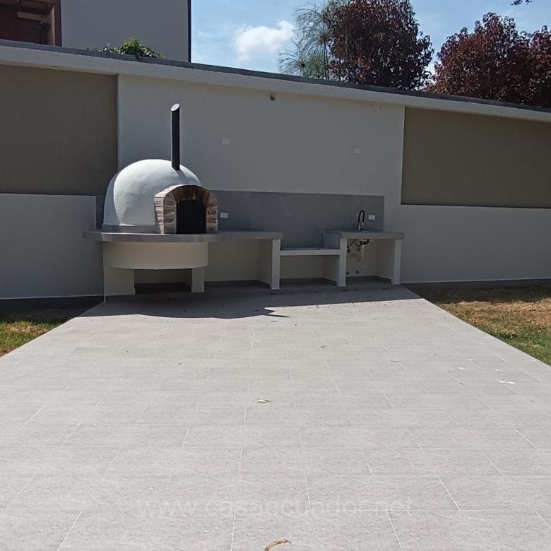 Casa de 3 Dormitorios en Venta en Altavista, Nayón