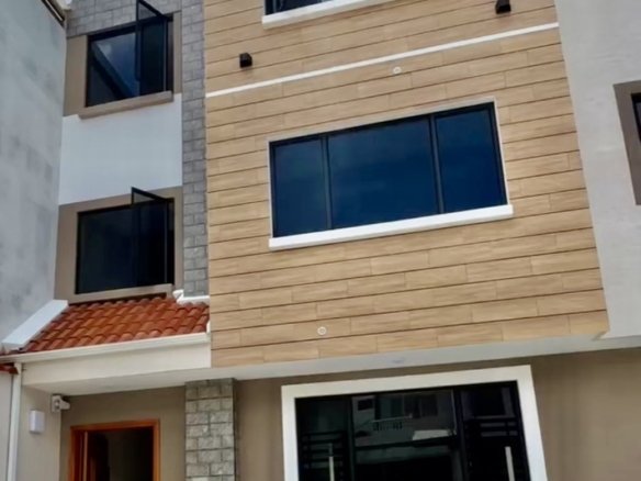 Edificio rentero en venta en Cuenca