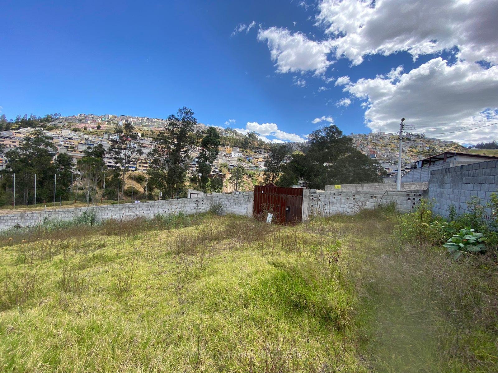 Terreno esquinero en Sierra Hermosa Calderón 2
