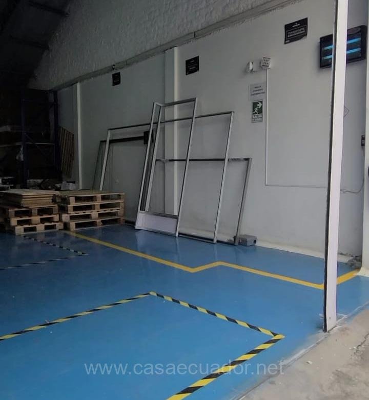 Nave Industrial en Venta en El Cebollar Cuenca