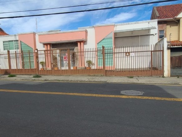 Nave industrial en venta en El Cebollar Cuenca