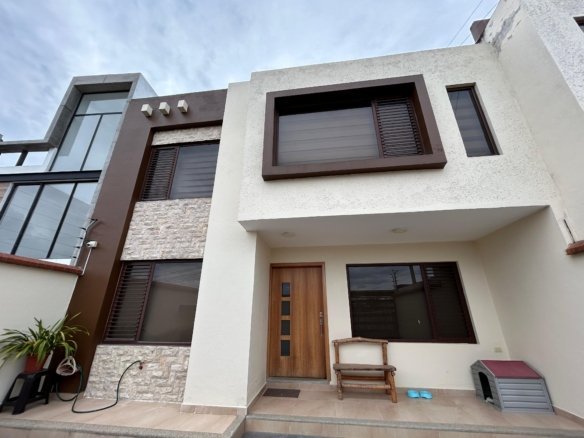 Casa en venta en Misicata Cuenca