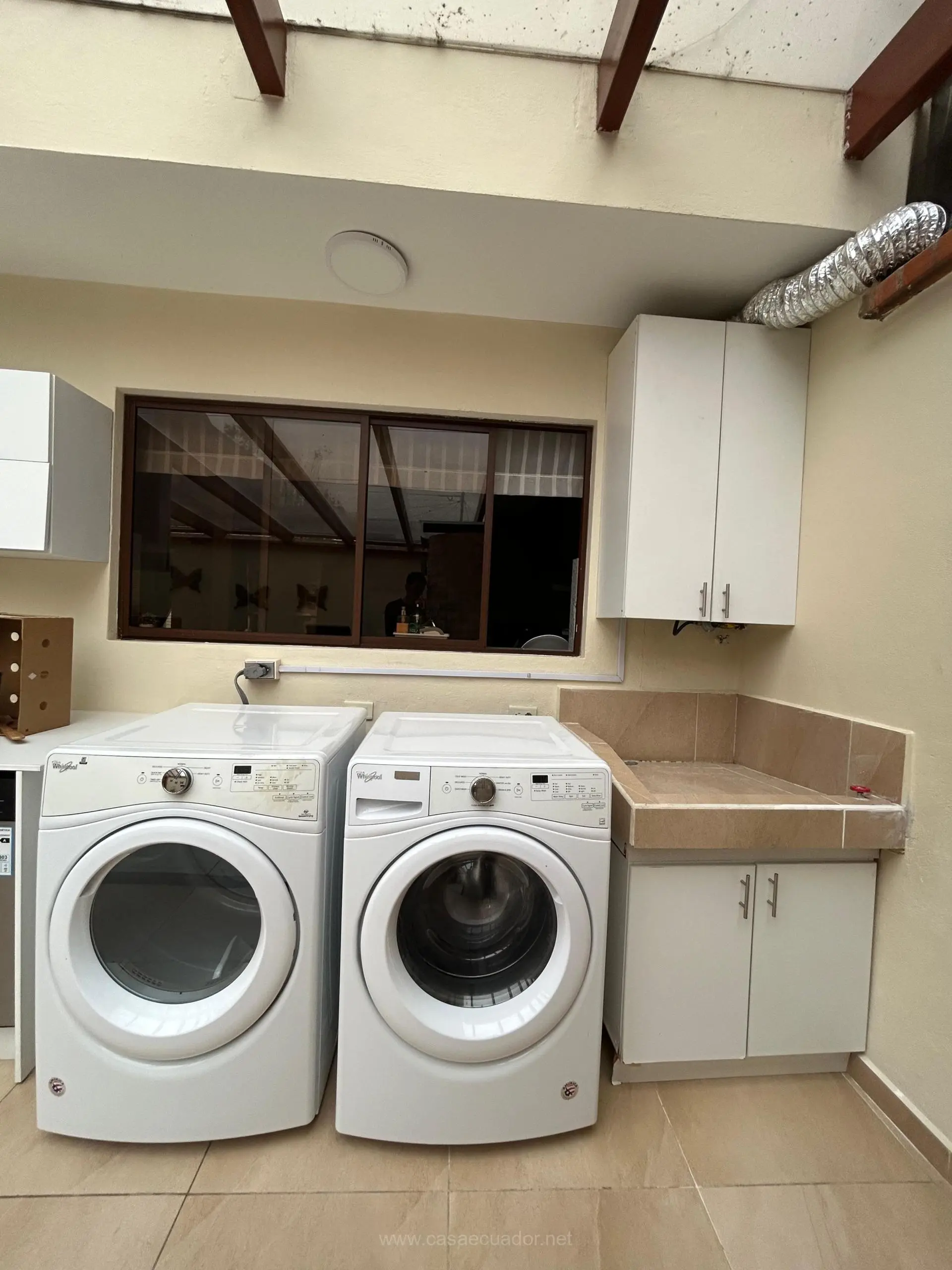 Casa en Venta en Misicata Cuenca con 4 Dormitorios
