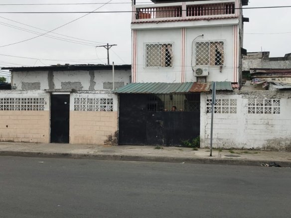Casa en venta en el sur de Guayaquil