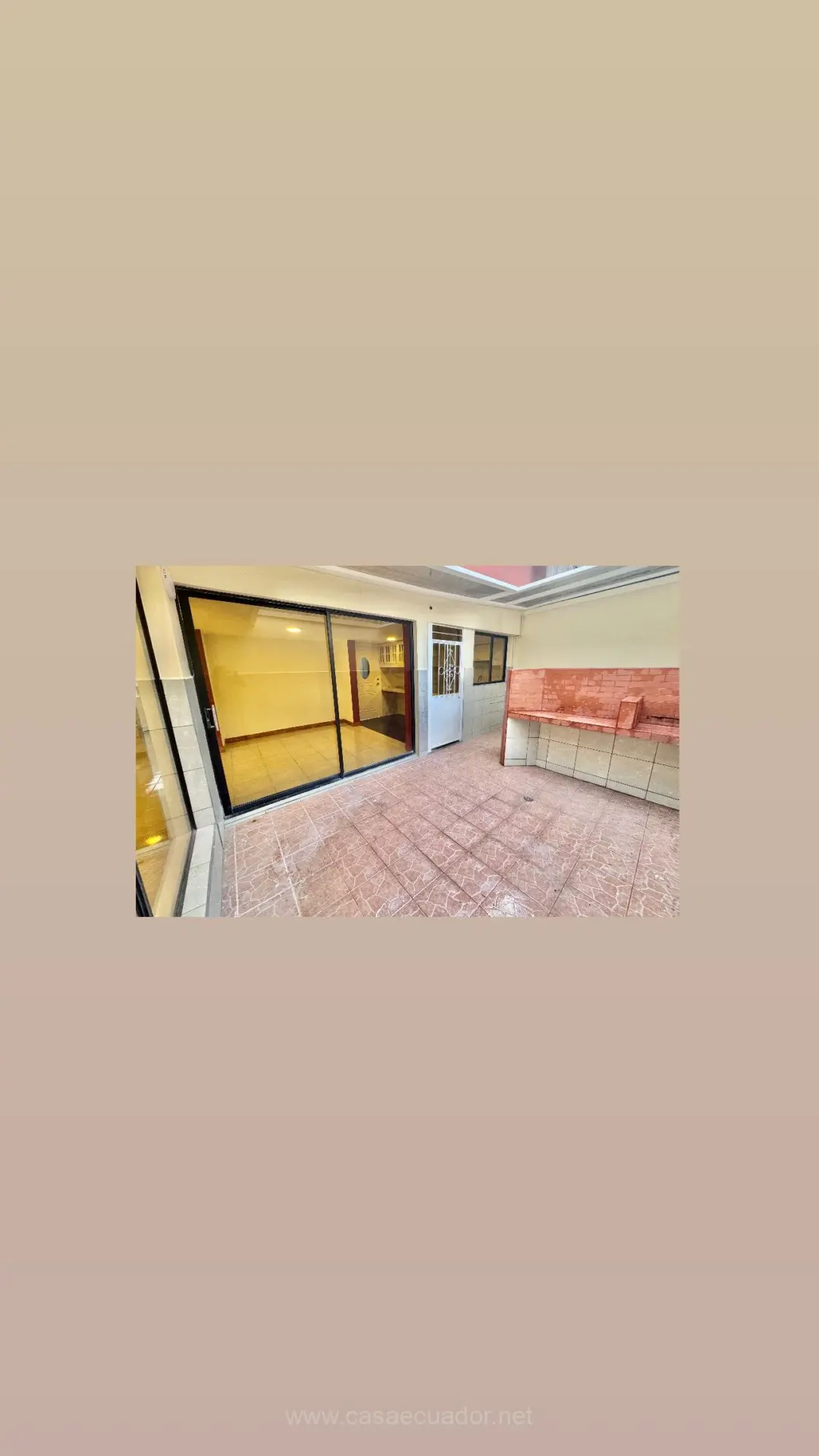 Casa en Venta San Antonio Quito Conjunto Privado