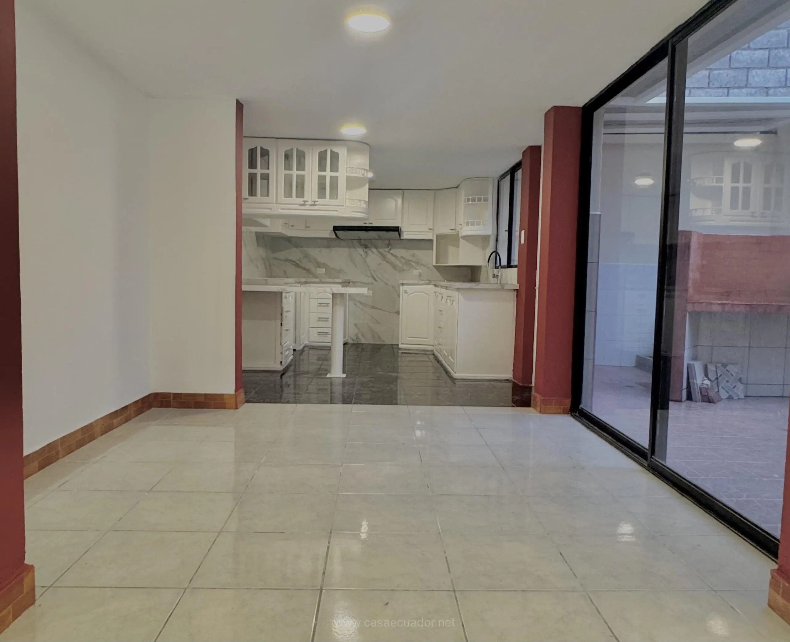 Casa en Venta San Antonio Quito Conjunto Privado