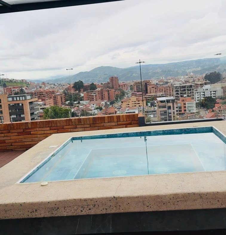 Departamento de Lujo en la mejor Zona de Cuenca
