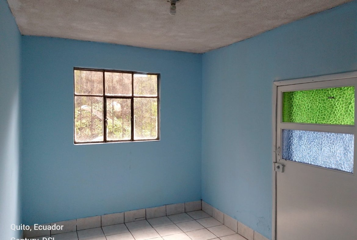 Venta casa independiente en La Argelia, Sur de Quito.