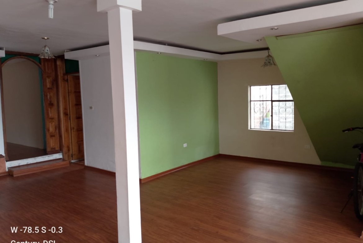 Venta casa independiente en La Argelia, Sur de Quito.
