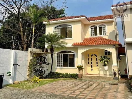 casa en venta santa maria casa grande daule con estudio patio amplio y areas remodeladas para toda la familia