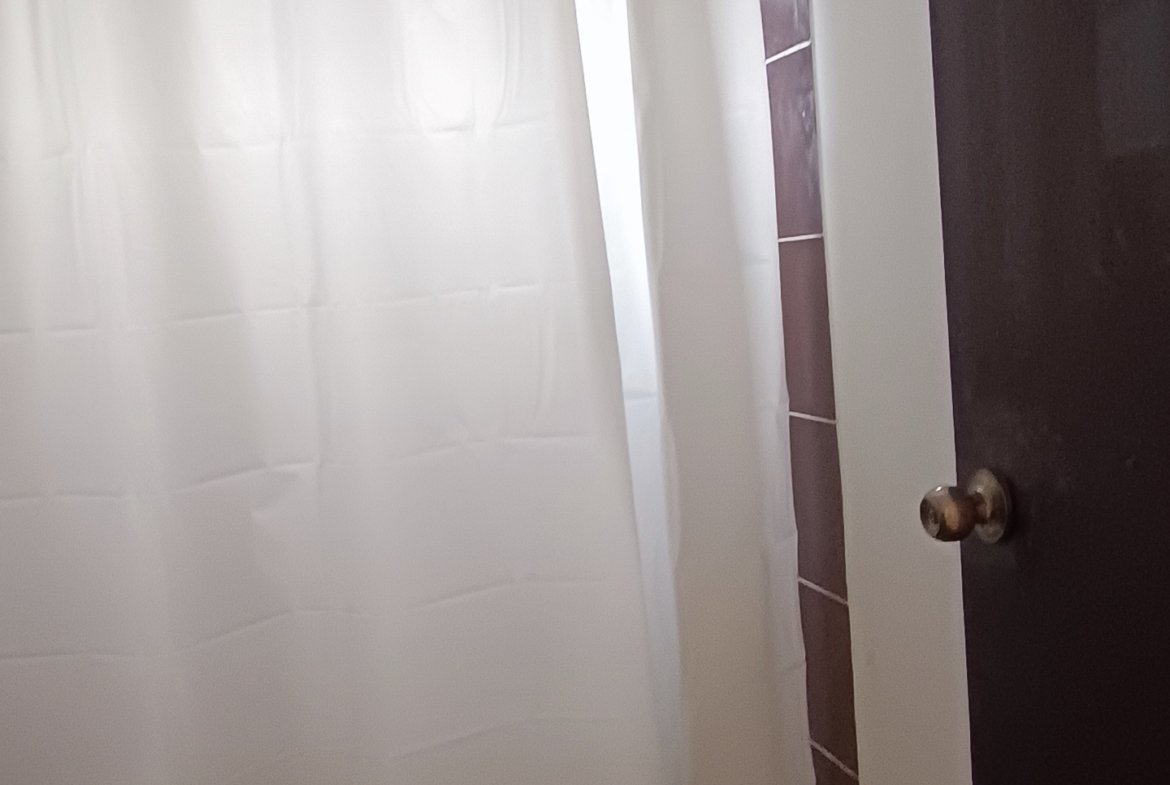 Vendo casa de 4 Dormitorios en Ciudad Celeste