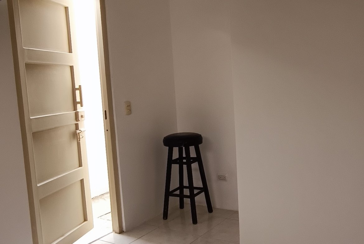 Vendo casa de 4 Dormitorios en Ciudad Celeste