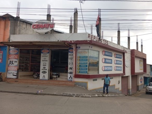 local comercial en venta codesa esmeraldas esquinero con 3 pisos y alta visibilidad para empresas franquicias y negocios comerciales