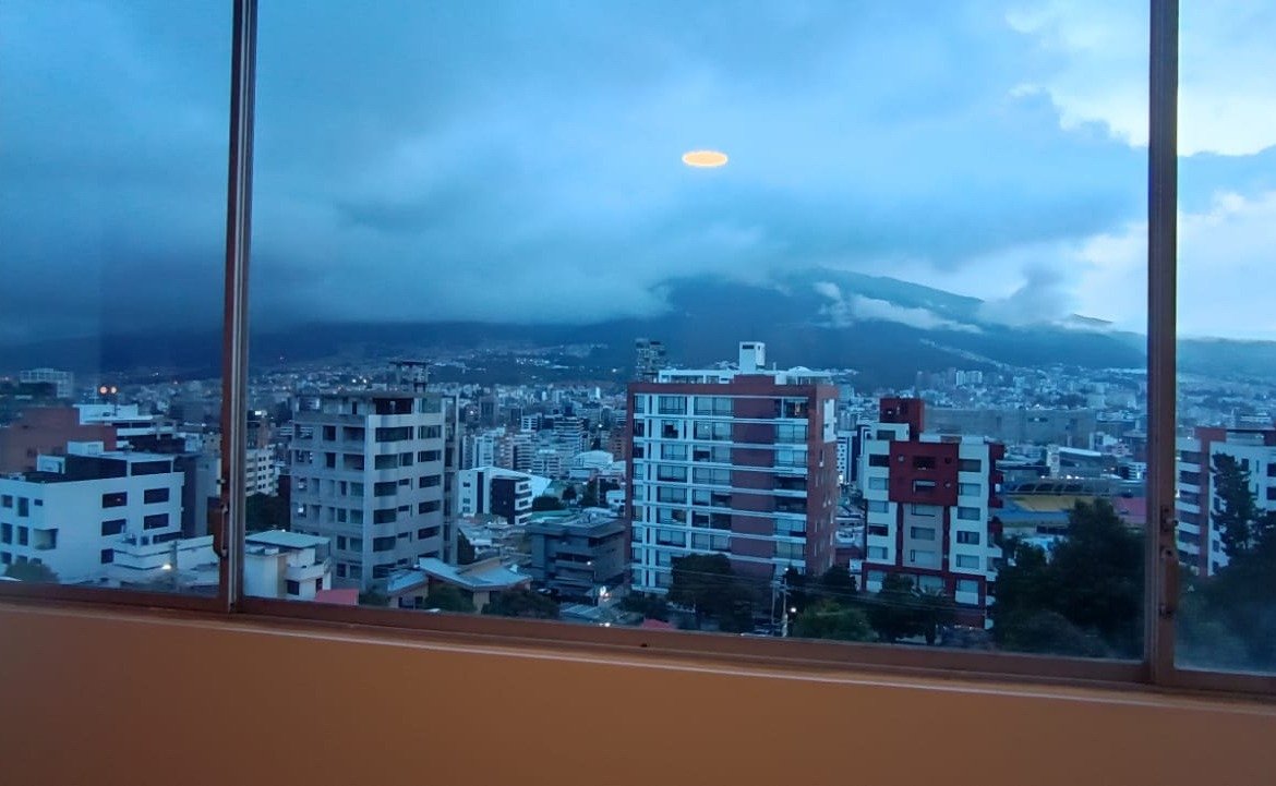 Alquilo hermoso departamento Sector El Batán Quito – Ecuador