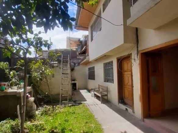 CASA COMERCIAL