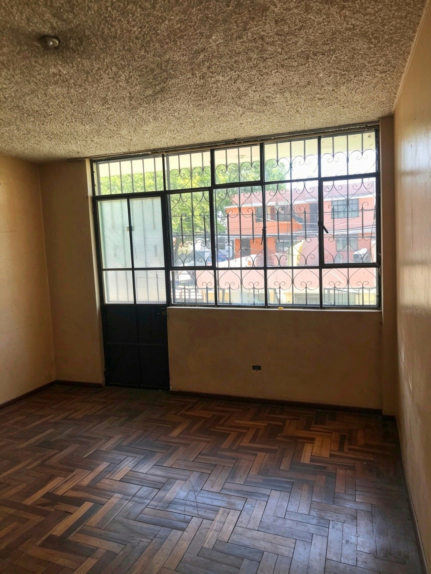 CASA RENTERA EN VENTA, EXCELENTE UBICACION Y RENDIMIENTO.