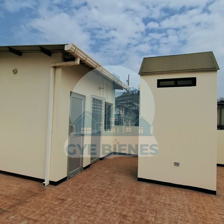 Casa con 2 departamentos por estrenar en Cdla. Bellavista Guayaquil Ecuador