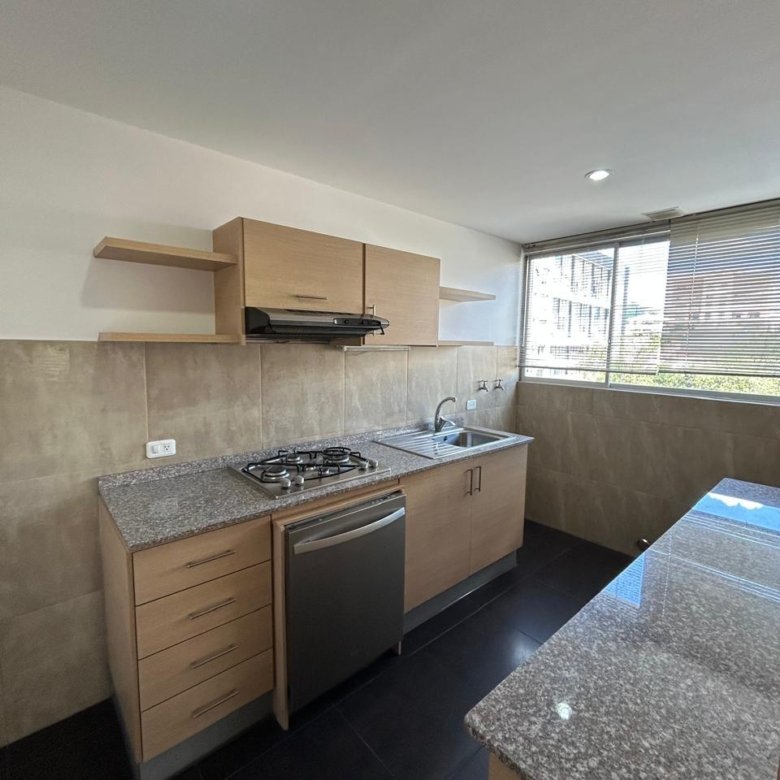 HERMOSO DEPARTAMENTO EN VENTA Sector UNIVERSIDAD CATÓLICA 87 m² CON PARQUEO