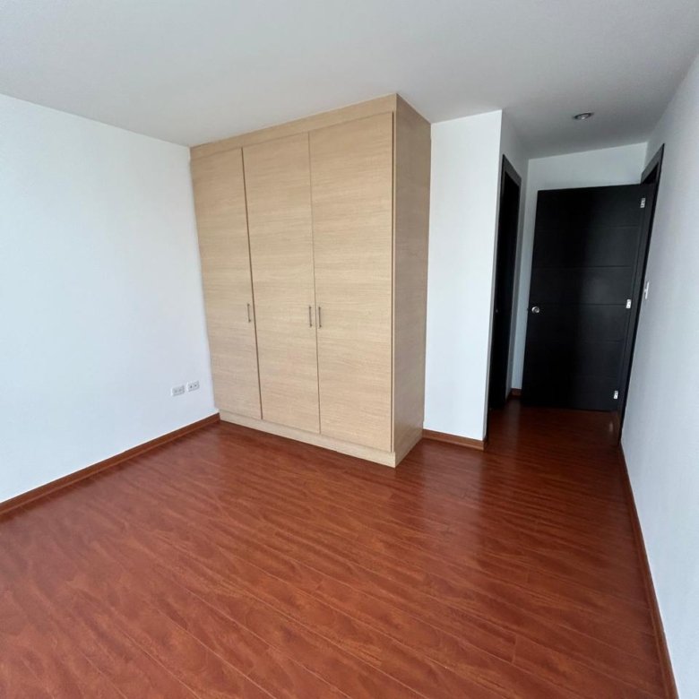HERMOSO DEPARTAMENTO EN VENTA Sector UNIVERSIDAD CATÓLICA 87 m² CON PARQUEO