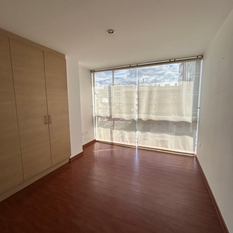 HERMOSO DEPARTAMENTO EN VENTA Sector UNIVERSIDAD CATÓLICA 87 m² CON PARQUEO