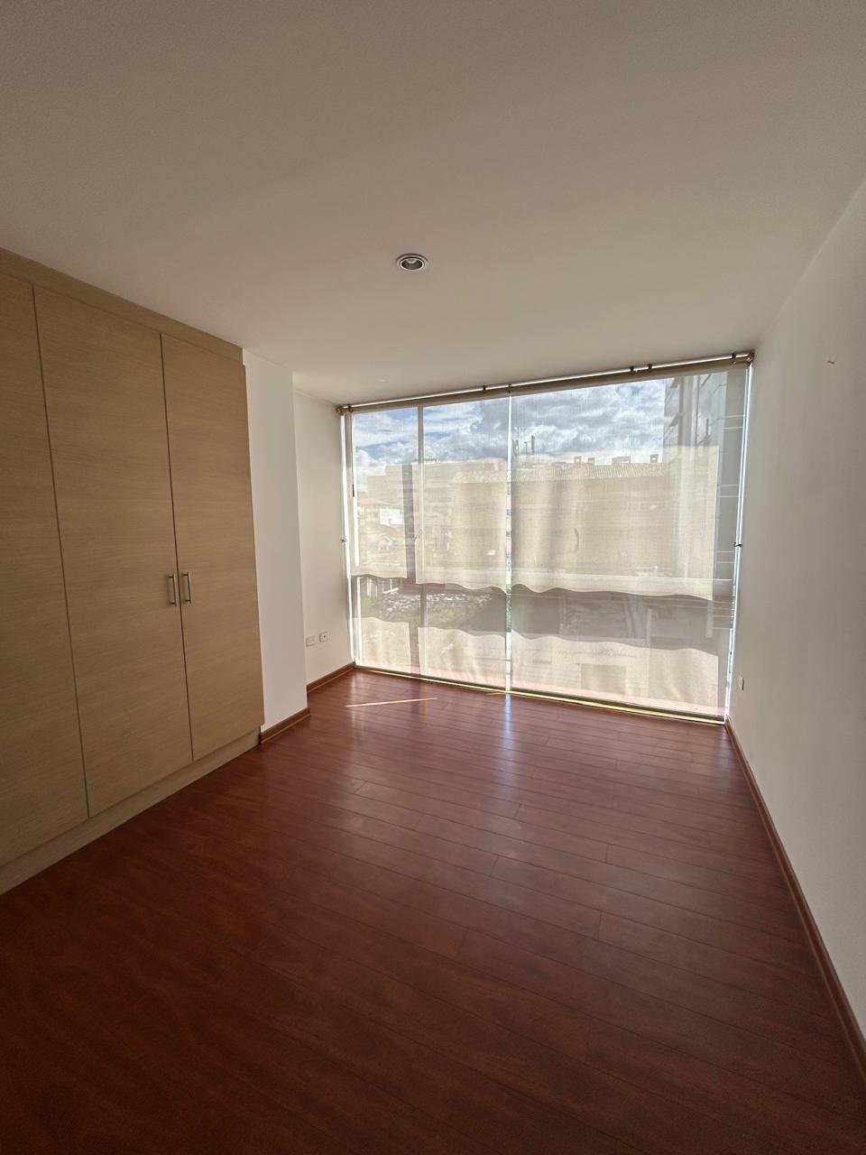 HERMOSO DEPARTAMENTO EN VENTA Sector UNIVERSIDAD CATÓLICA 87 m² CON PARQUEO