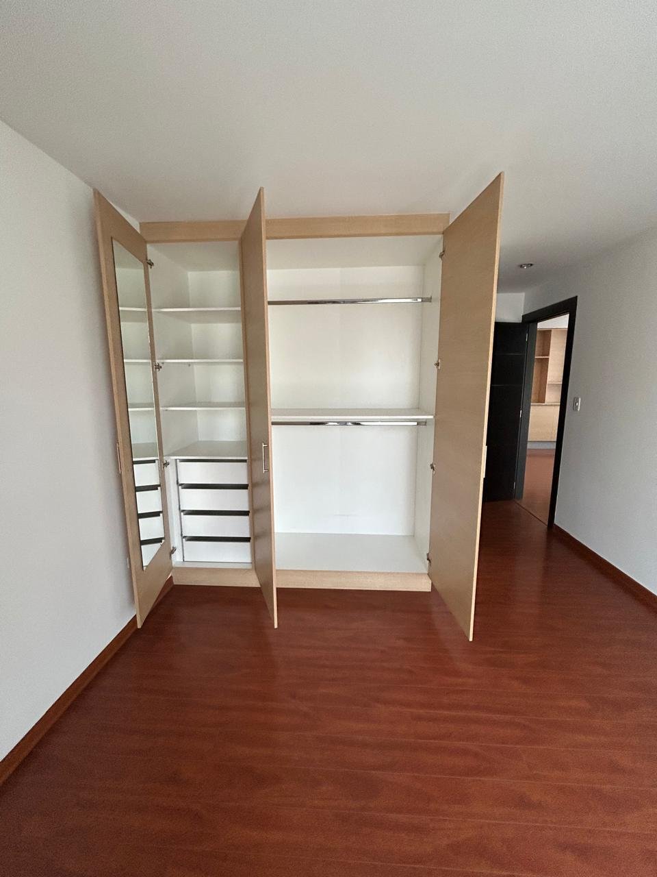 HERMOSO DEPARTAMENTO EN VENTA Sector UNIVERSIDAD CATÓLICA 87 m² CON PARQUEO