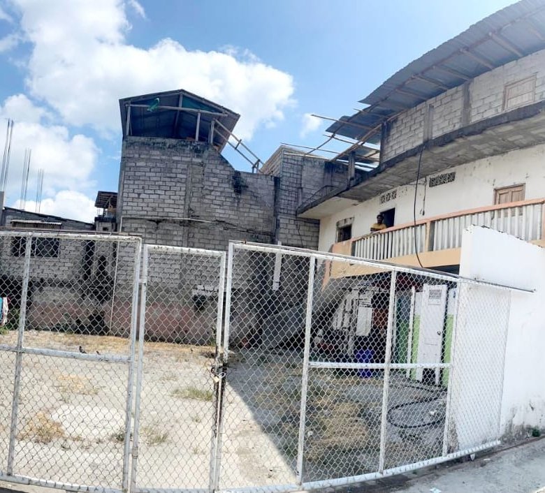 casa en venta atacames esmeraldas con 7 habitaciones patio amplio y potencial para inversion turistica ecuador 1