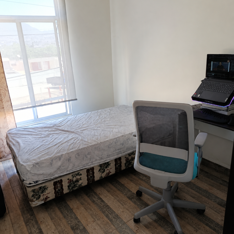 Casa de Dos Pisos en Venta en San Antonio de Pichincha