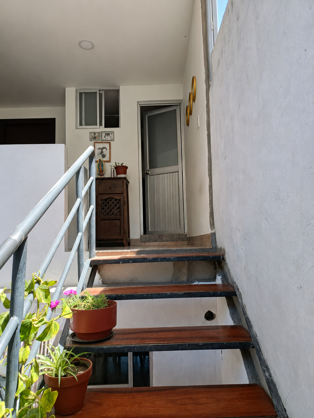 Casa de Dos Pisos en Venta en San Antonio de Pichincha