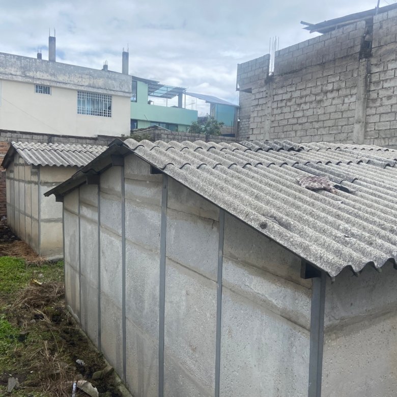 Casa de 2 Dormitorios en Venta en Guamaní, Quito