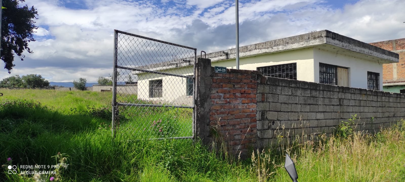 terreno en venta santa teresa de pintag con casa de campo 2