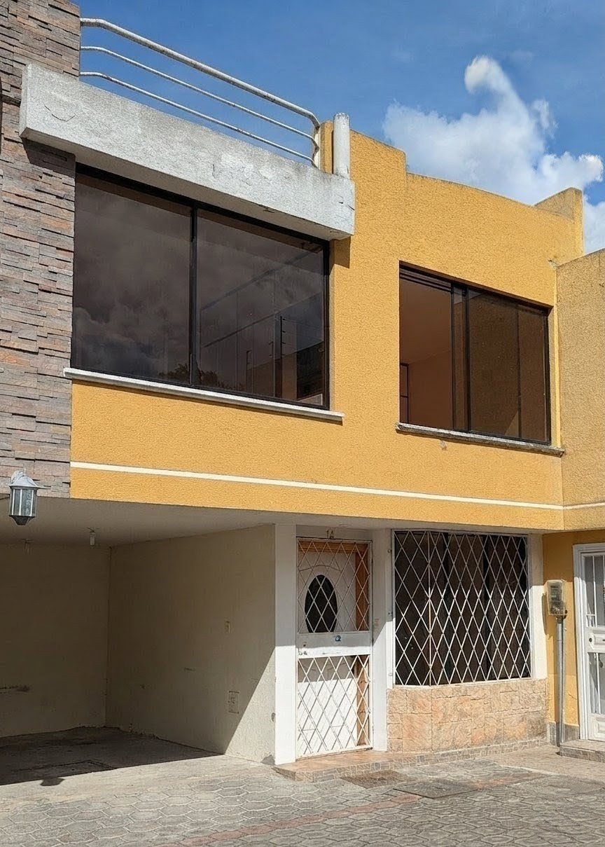 casa en venta pomasqui quito con 3 dormitorios terraza y areas comunales dentro de conjunto residencial