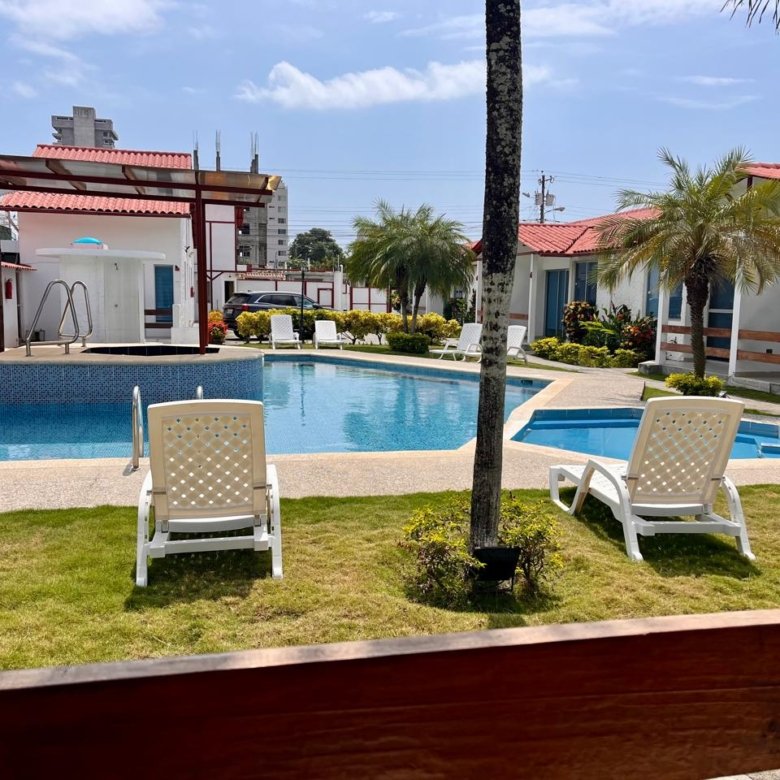 Casa en venta en Tonsupa cerca de Diamond Beach
