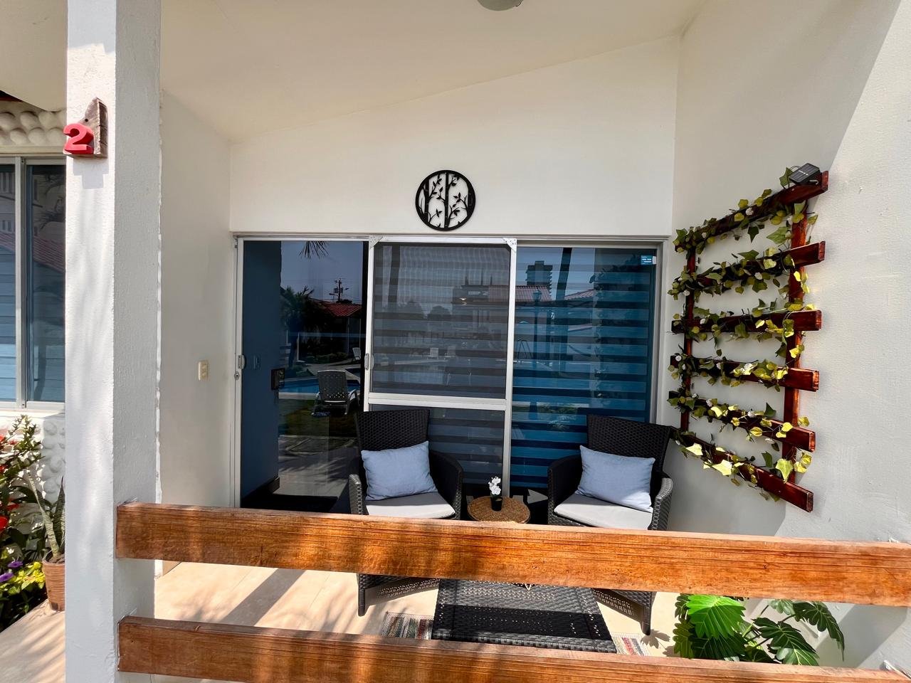 Casa en venta en Tonsupa cerca de Diamond Beach amoblada