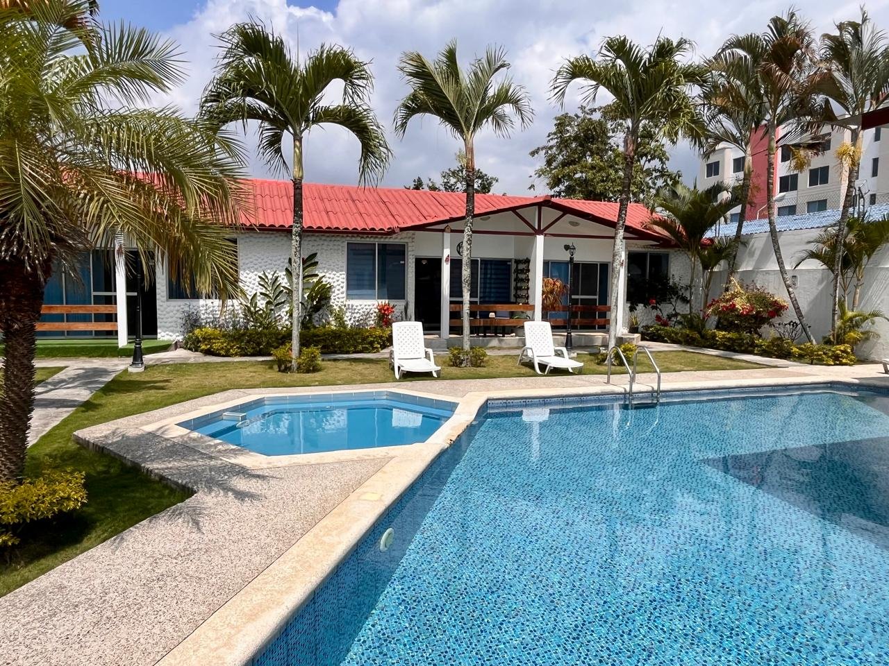 Casa en venta en Tonsupa cerca de Diamond Beach