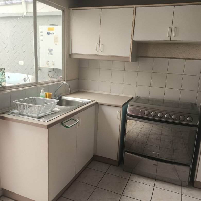 Casa de 3 Dormitorios en Venta en Carapungo, Conjunto Privado