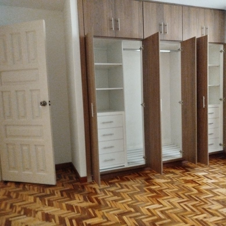Departamento Remodelado en Venta Kennedy Quito Planta Baja
