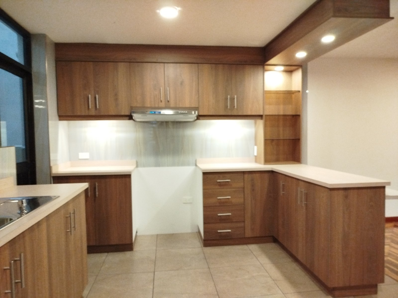 Departamento Remodelado en Venta Kennedy Quito Planta Baja