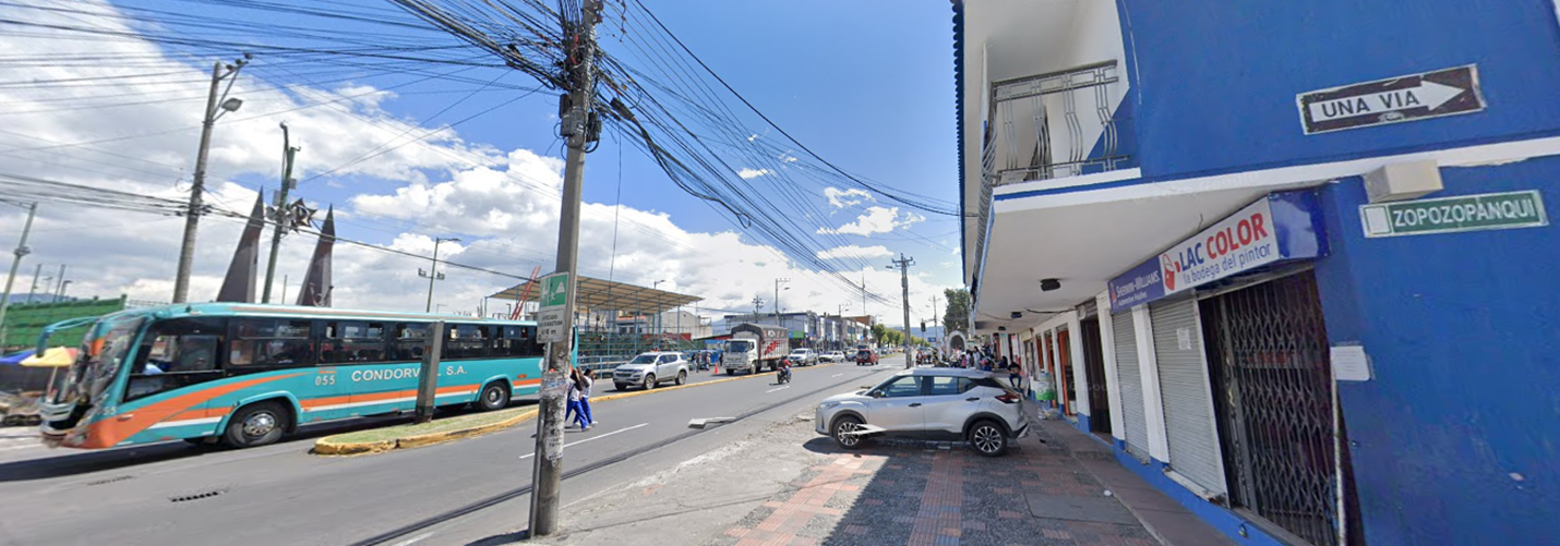 Local Comercial en Alquiler Frente al Monumento a Rumiñahui Sangolquí