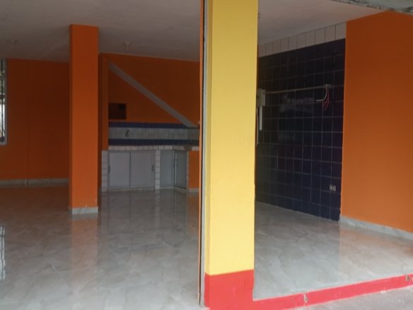 Local Comercial en Alquiler Frente al Monumento a Rumiñahui Sangolquí