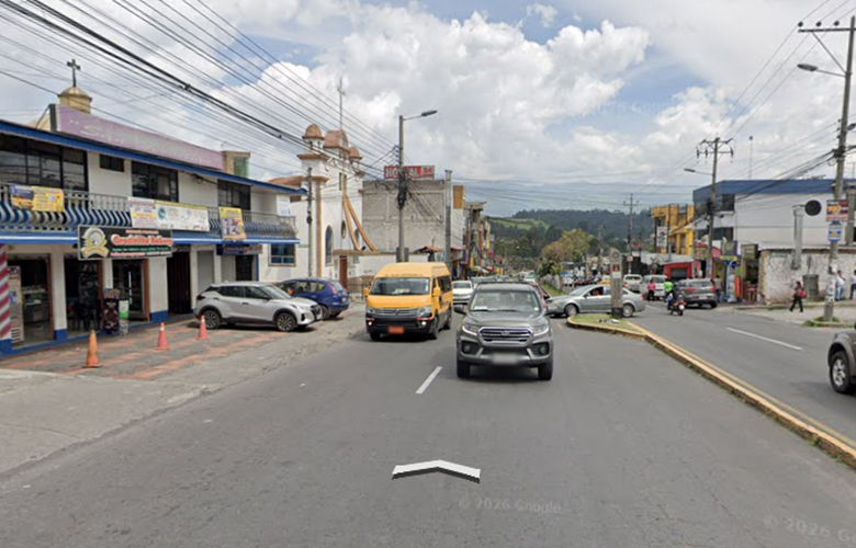 Local Comercial en Alquiler Frente al Monumento a Rumiñahui Sangolquí