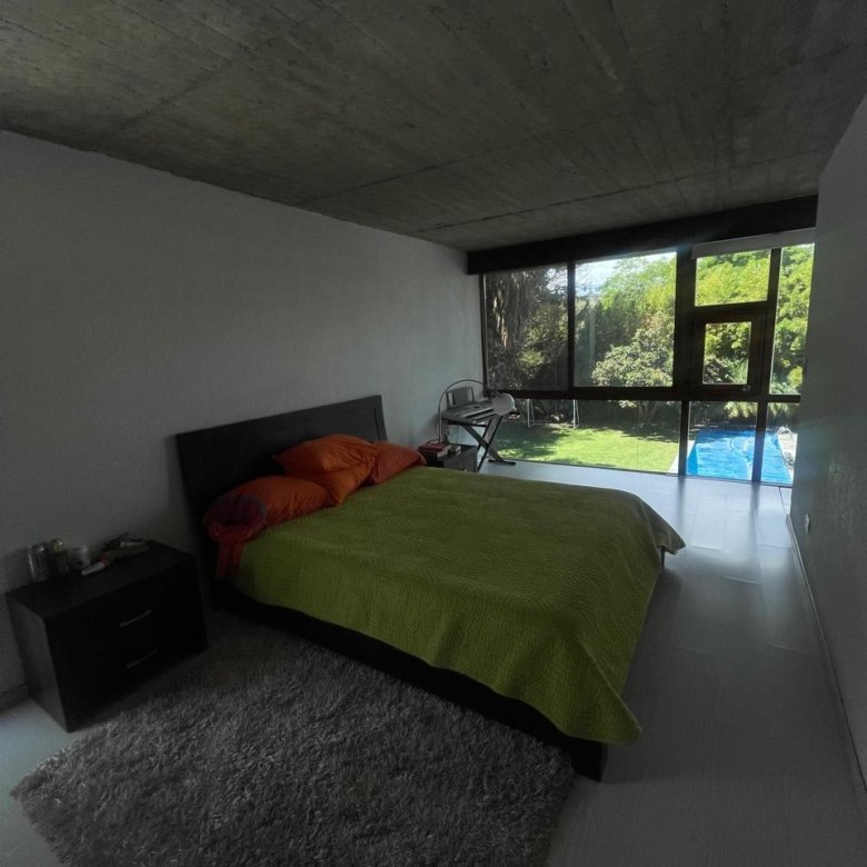 Residencia de Lujo en Urbanización Pillagua, Cumbayá