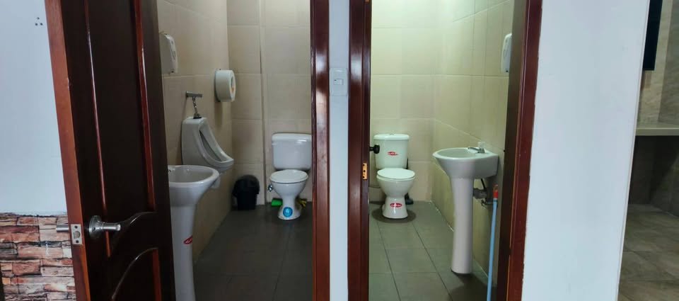 Local Comercial en Alquiler Turubamba Santo Tomás 2 Quito