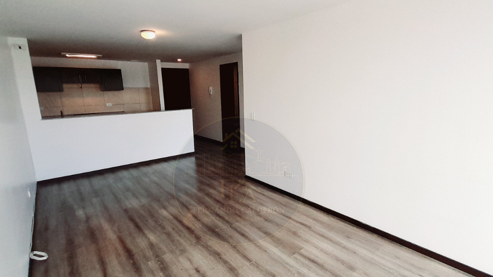Suite en alquiler Av. Colón y 9 de Octubre, Quito