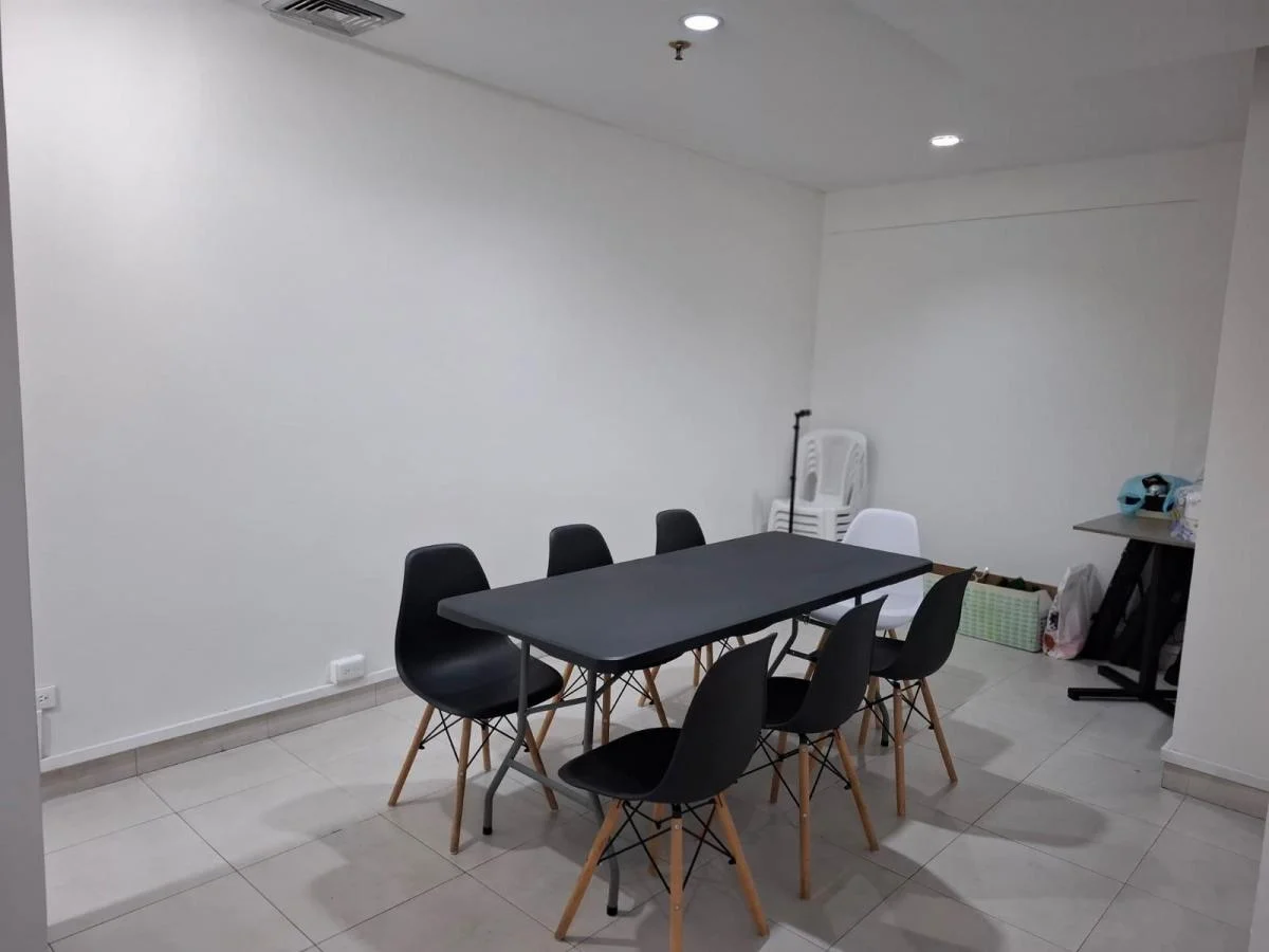 Oficina en venta La Floresta Quito World Trade Center