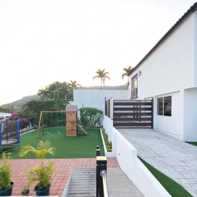 Casa en alquiler con la mejor vista, Portón de los Ceibos, Guayaquil