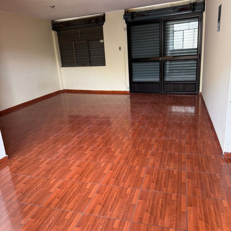 Propiedad comercial en venta La Vicentina, Quito